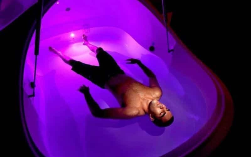 Floatation or pure relaxation