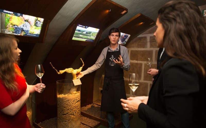 Wine Tasting for two in Paris Exquisite tasting experiences