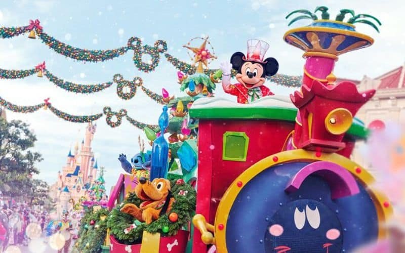 Disneyland Family Entrance